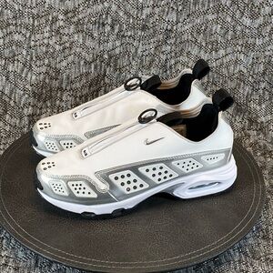 Nike Air Max SNDR SE Sneaker Women's 6.5
